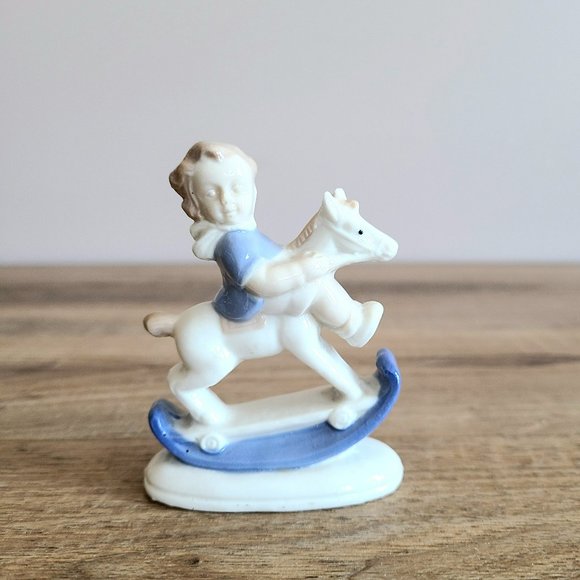 Vintage porcelain ceramic girl's on rocking horse figurine. - Picture 3 of 6